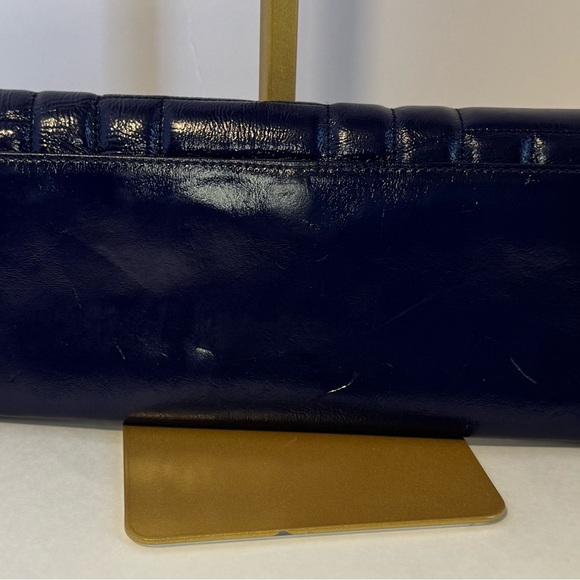 Hobo International navy patent leather envelope clutch - Picture 2 of 14